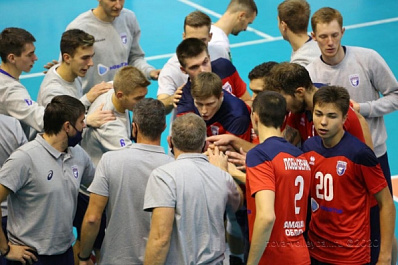 Молодые волейболисты "Новы" набираются опыта