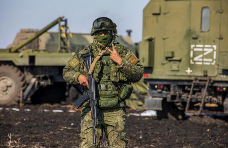 Не щадя себя: российский военный закрыл собой командира от гранатомета националиста