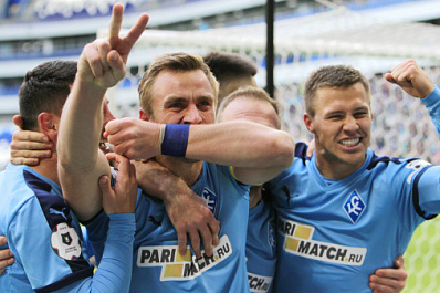 Первый удар по мячу в игре "Крыльев Советов" и ЦСКА нанесет Сергей Корниленко