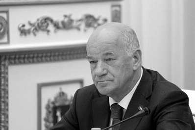 Ушел из жизни председатель Самарской губернской думы Виктор Сазонов