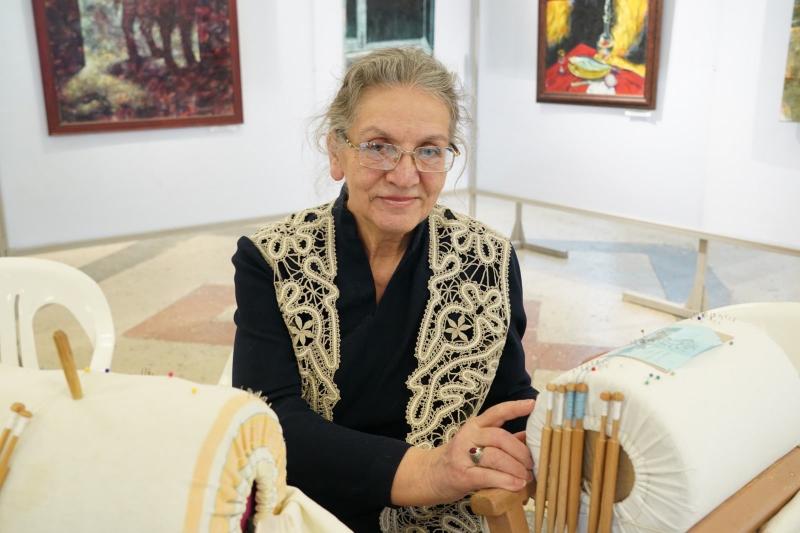 Музыка коклюшек: самарская мастерица сохраняет секреты плетения кружев