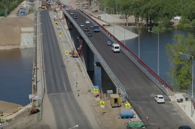 Появилось видео запуска рабочего движения по мосту через реку Сок в Самарской области