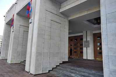 Появились кадры с места ЧП у здания Правительства Самарской области