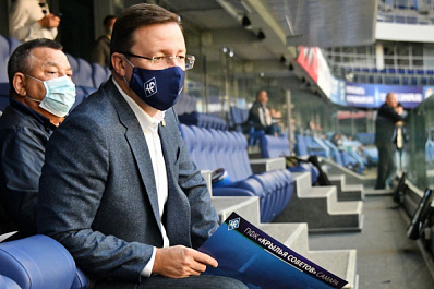 Дмитрий Азаров посетил матч "Крылья Советов" - "Нижний Новгород" 