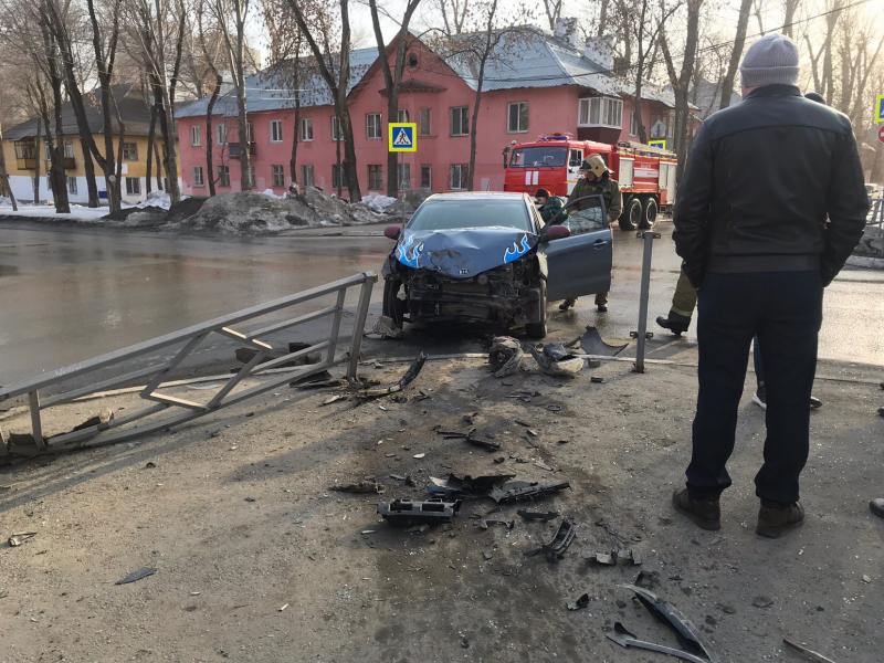 В Самаре произошло крупное ДТП с пострадавшими