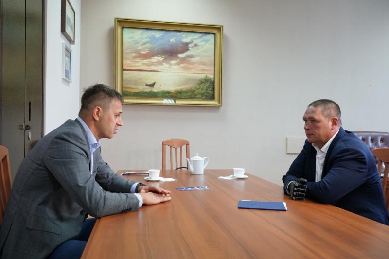 Программа "Школа героев" открывает перед ветеранами СВО широкие перспективы