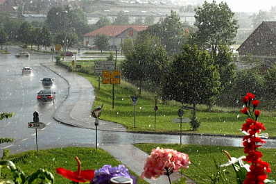 На Самарскую область к вечеру обрушатся порывы ветра и гроза