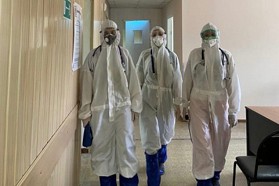 Самарский врач-инфекционист "красной зоны": "Решение приняла сразу: надела СИЗ и пошла принимать пациента"