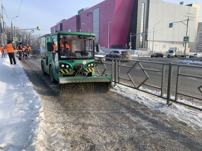 В Самаре расчистили улицу Народную, отремонтированную в рамках нацпроекта