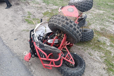 В Самарской области квадроцикл протаранил авто с детьми