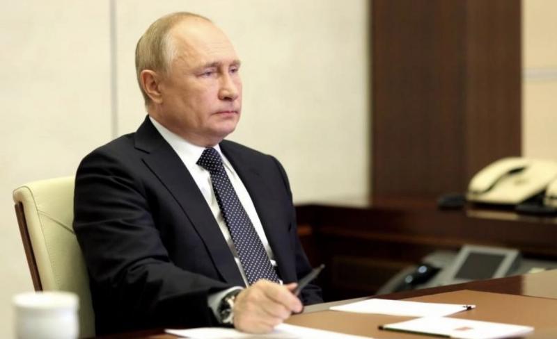 Владимир Путин поручил продлить льготную ипотеку и помочь отечественным производителям