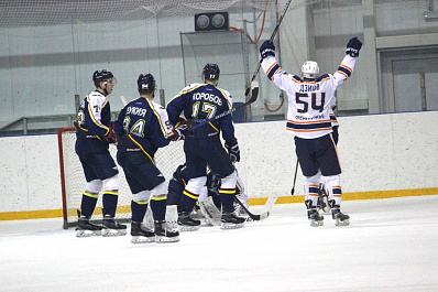 Самарских летчиков подбили гости из Орска