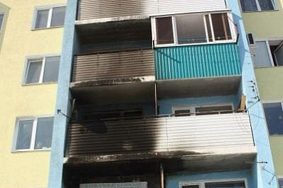 В Самарской области полицейские спасли людей из горящего дома