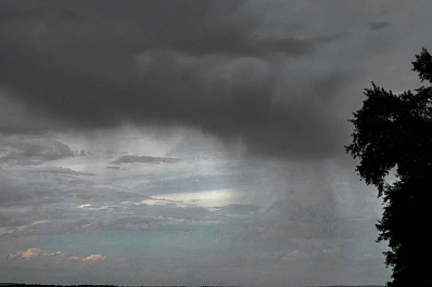 На Самарскую область 13 июля обрушатся гроза и град