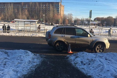 В Самаре иномарка сбила двух женщин и двух девочек на пешеходном переходе