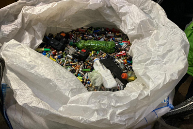 Школьники передали 400 тысяч собранных по проекту "Экозабота" батареек на переработку 
