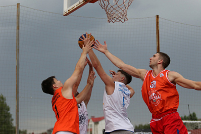 13 тур Лиги губернатора Самарской области по баскетболу 3х3 принял Чапаевск