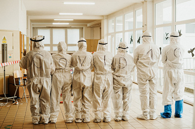 Инфекционист спрогнозировал новый пик коронавируса в России