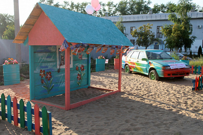 Чапаевск украсил арт-объект Retro_Street