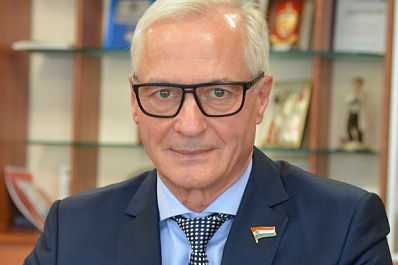 Ренц сообщил о начале массовой вакцинации в Самарской области