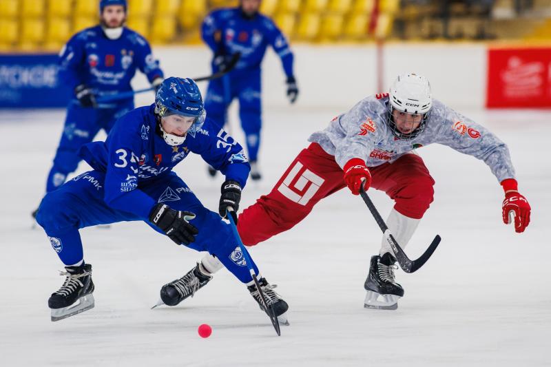 Команда "СКА-Уральский Трубник" впервые в истории вышла в финал Кубка России по хоккею с мячом