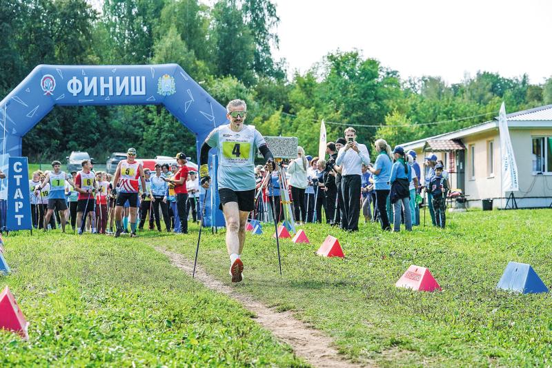 В Самаре прошел фестиваль северной ходьбы "Золотые Жигули"