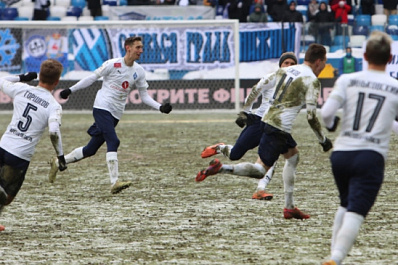 "Крылья Советов" обыграли лидера ФНЛ