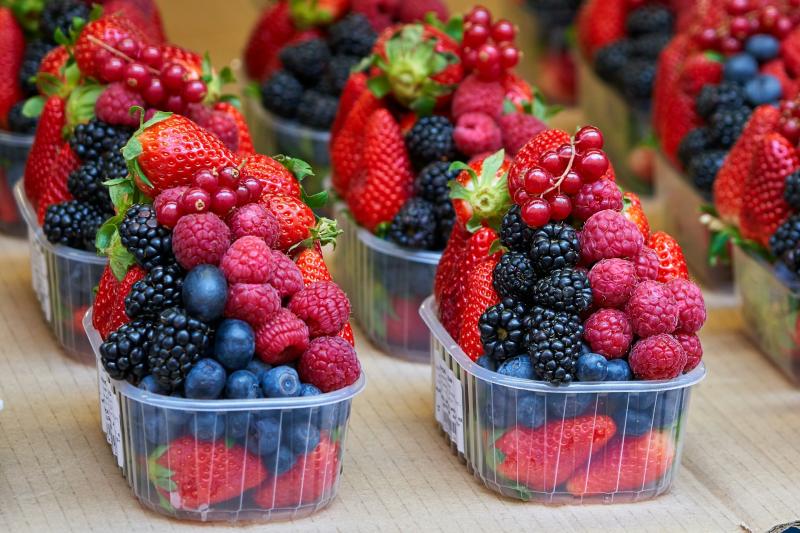 В России из-за майских заморозков могут вырасти цены на ягоды