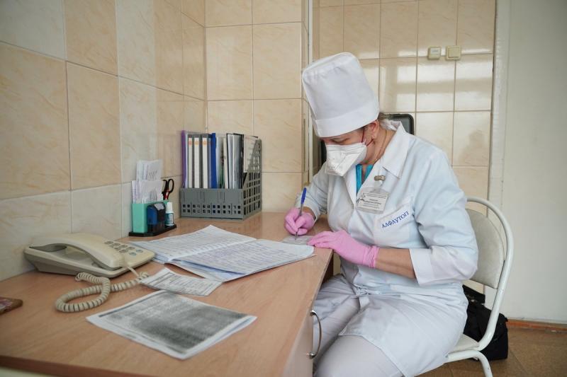 Коронавирусом в России заразилось ещё 12 604 человека