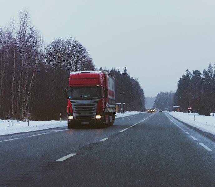 Самарские таможенники пресекли контрабанду запчастей вертолета Ми-8