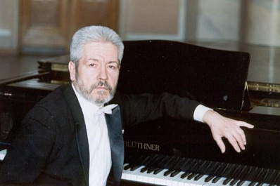 В Самаре ушел из жизни бывший дирижер театра оперы и балета (16+)