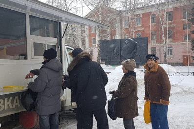 В Тольятти испытывающих нужду людей приглашает на обед "Остановка"