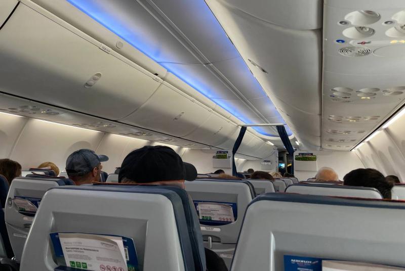 Авиакомпаниям хотят запретить раздельную посадку пожилых пассажиров с их родными