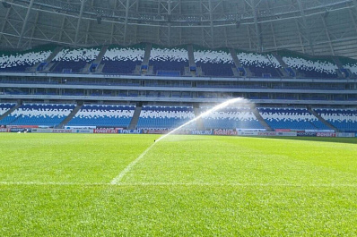 Газон на Самара Арене укрепляют перед вторым тестовым матчем