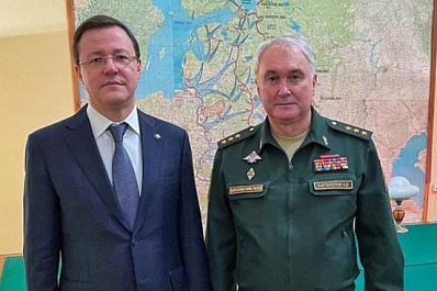 Дмитрий Азаров и замминистра обороны России осмотрели Бункер Сталина