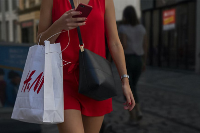 H&M с 1 августа 2022 года откроет магазины в России для распродажи