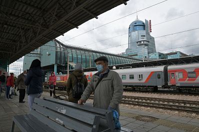 В России COVID-19 обнаружили еще у 24 715 пациентов