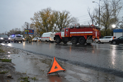 Один погиб и четверо пострадавших: подробности массовой аварии на Южном мосту