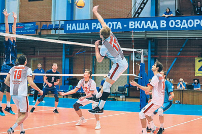 Волейбольная "Нова" обыграла на выезде челябинское "Динамо"