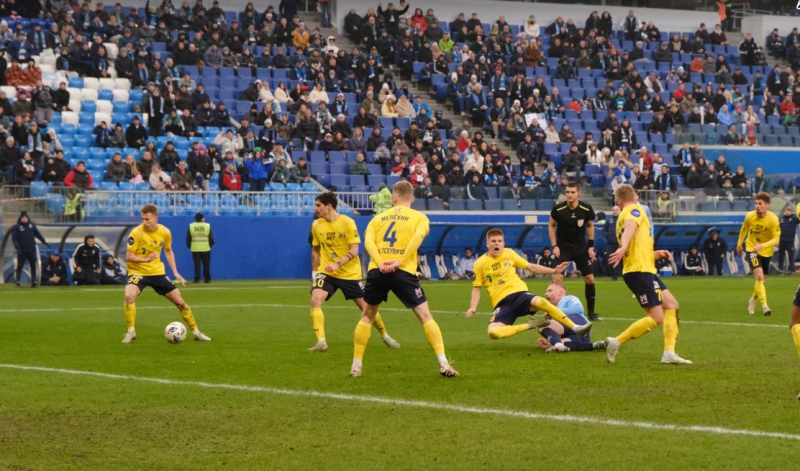 "Крылья Советов" на домашнем поле одержали победу над "Ростовом"