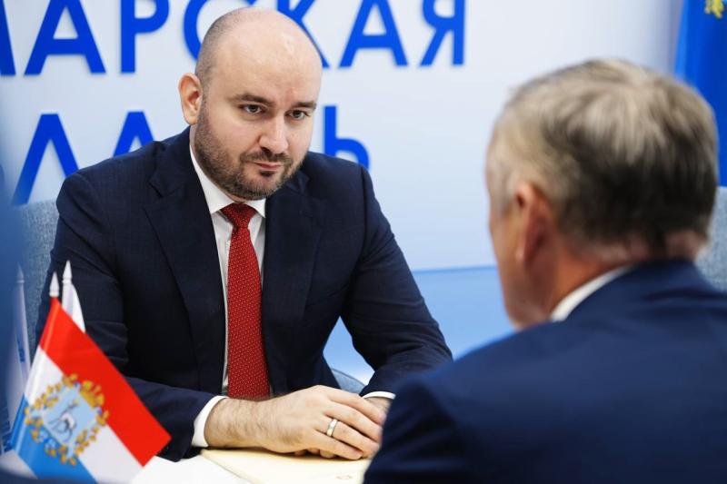 Губернатор Федорищев: "По итогам второго дня ПМЭФ Самарская область заключила инвестиционные соглашения на сумму более 185 млрд рублей"