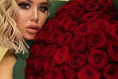 Бывшая участница "Дома-2" Мария Кохно из Самары получила премию "Великие люди России"