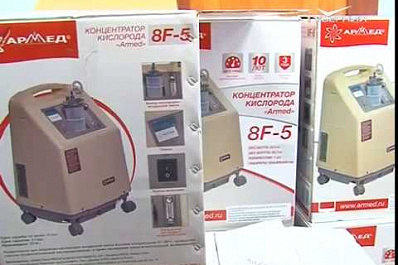 Михаил Ратманов встретился с пациентами, которые получают кислородные концентраторы в Самарской области