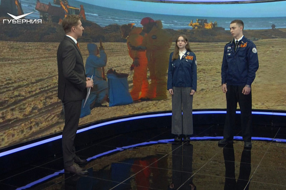 Волонтеры София Мудрая и Алексей Елисеев - о помощи в ликвидации экокатастрофы на Черном море