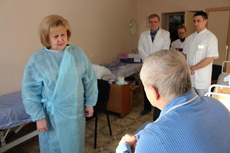 Уполномоченный по правам человека в Самарской области Ольга Гальцова навестила военнослужащих, проходящих лечение в госпитале Минобороны в Самаре
