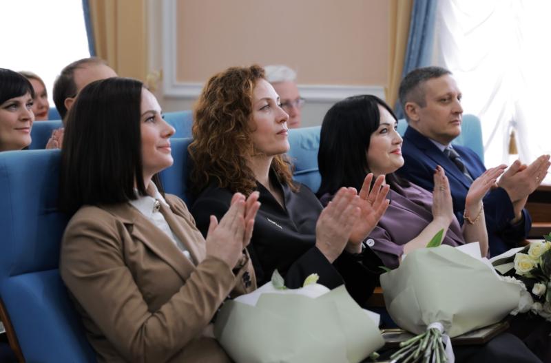 В Самаре отметили государственных и муниципальных служащих - победителей и призеров Единого регионального конкурса 