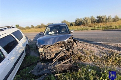 Пятеро в больнице: в Самарской области на трассе столкнулись Hyundai Creta и LADA Largus