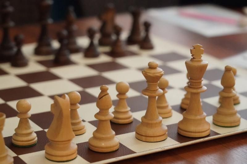 Кубок по шахматам в Кинеле: дань памяти защитникам Отечества