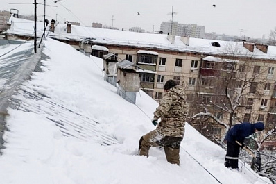 ГЖИ Самарской области проверяет качество очистки кровель жилых домов и придомовых территорий от снега и наледи