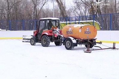 В парке Металлургов в Самаре впервые в истории заливают каток
